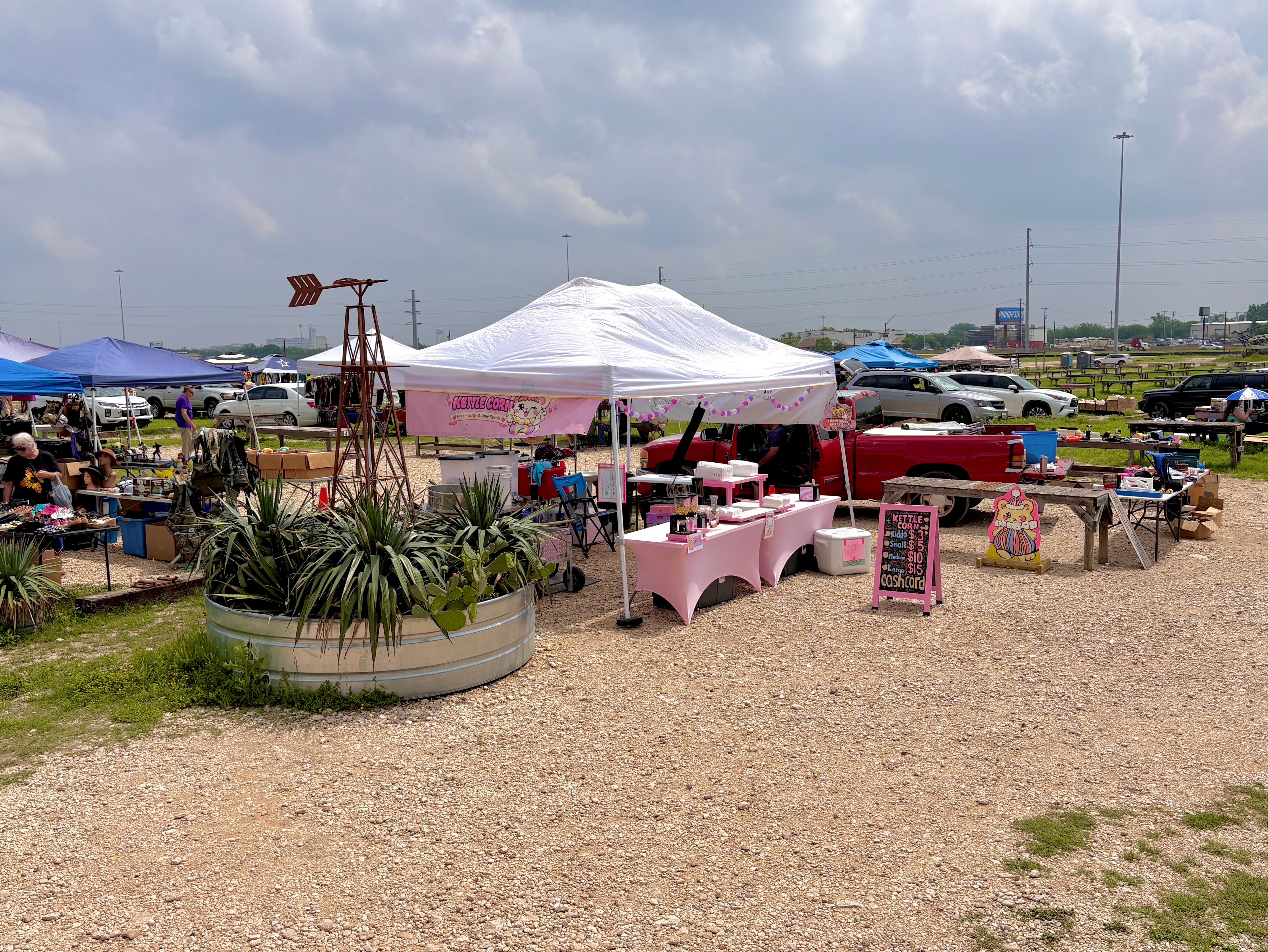 Kyle Flea Market on a sunny Sunday